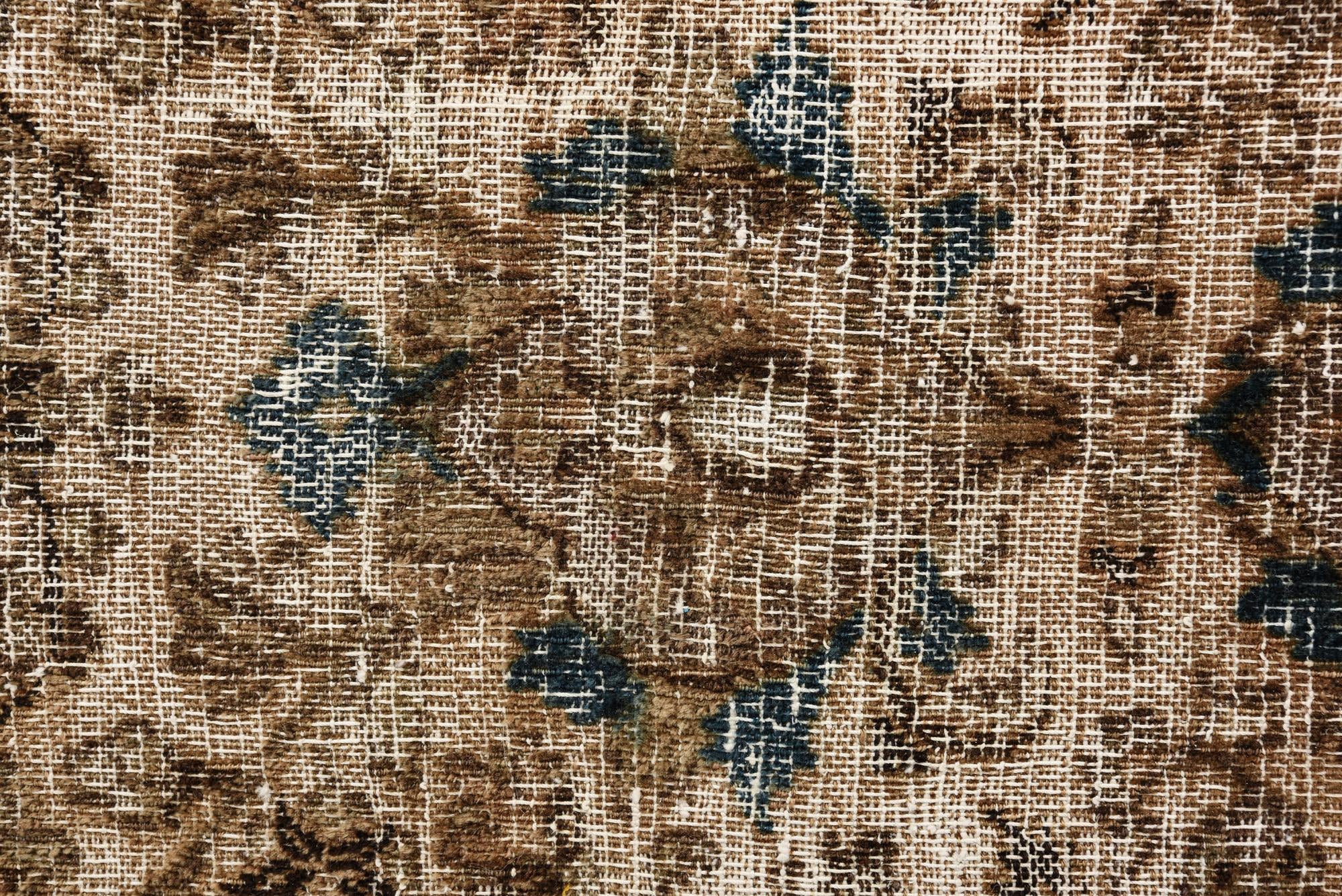 6' x 8' 10 Hand Knotted Ultra Vintage Persian Wool Rug
