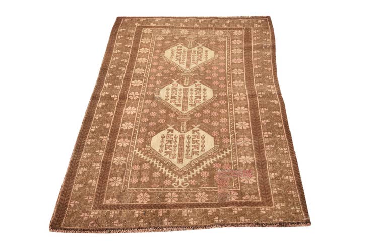 Detail image of 3' x 4' 6 Hand Knotted Ultra Vintage Persian Wool Rug
