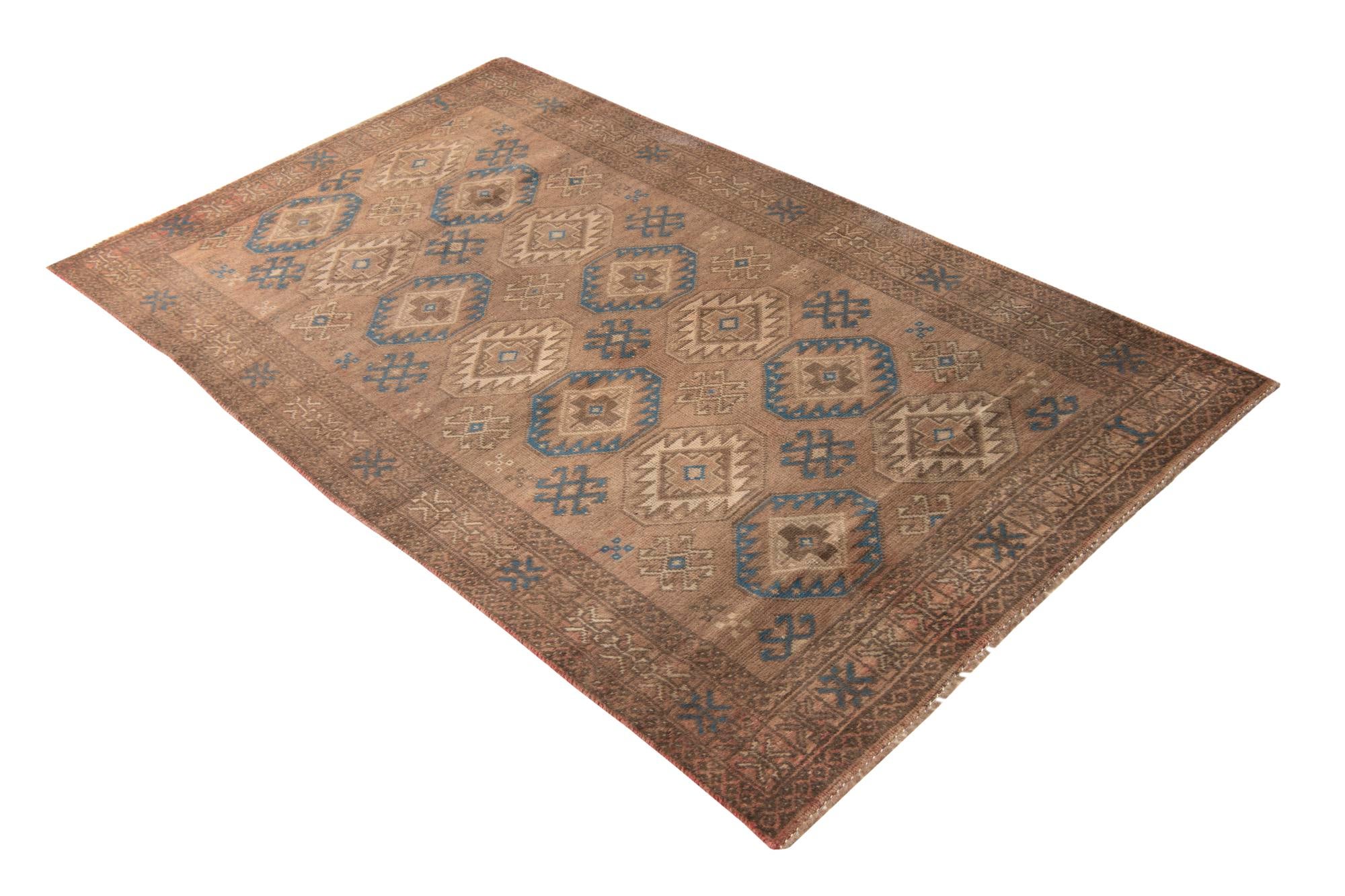 3' 9 x 6' 3 Hand Knotted Ultra Vintage Persian Wool Rug