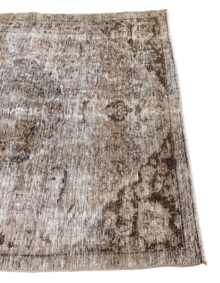 Detail image of 4' 9 x 7' 8  Hand Knotted Ultra Vintage Persian Wool Rug