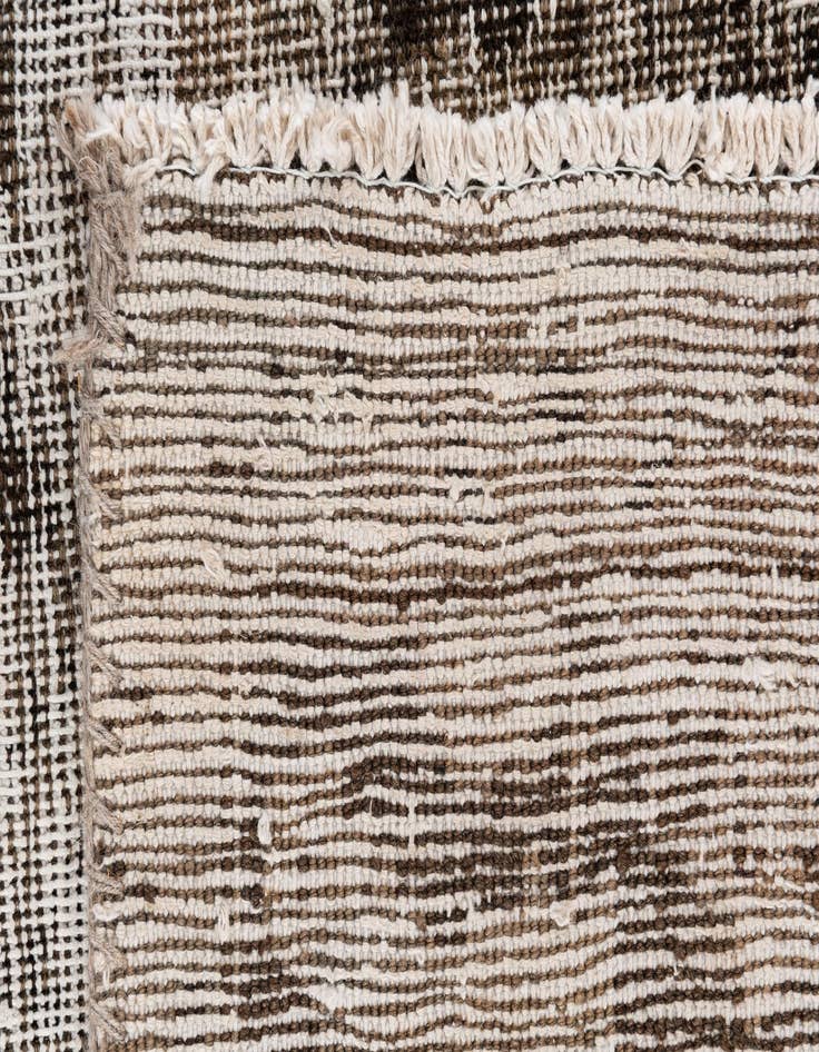 Detail image of 4' 9 x 7' 8  Hand Knotted Ultra Vintage Persian Wool Rug