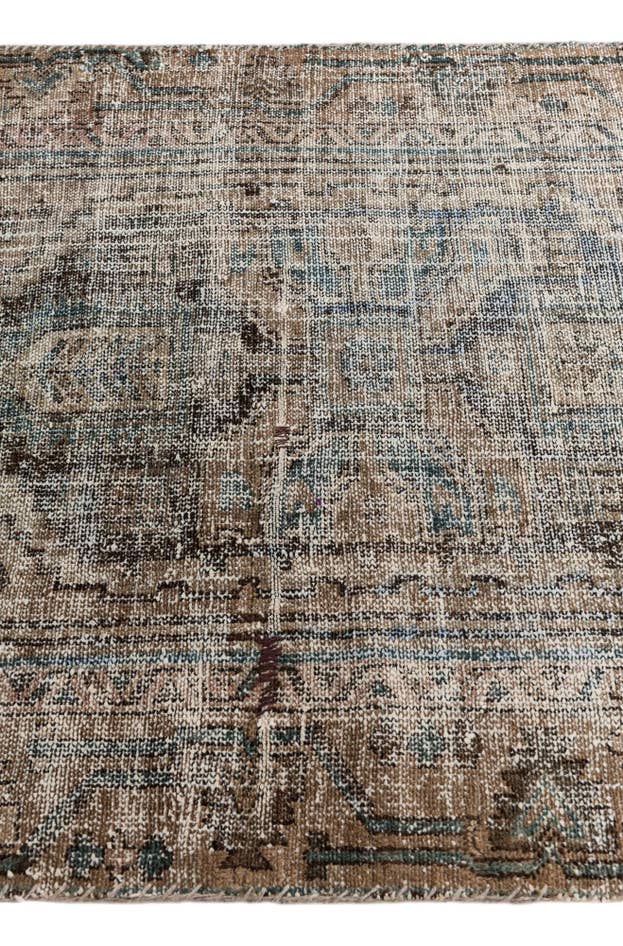 Detail image of 3' 10 x 6' 8 Hand Knotted Ultra Vintage Persian Wool Rug