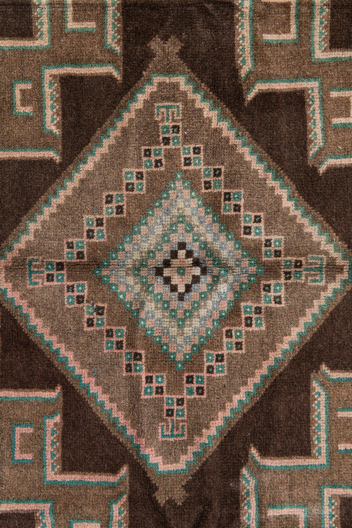 2' 7 x 3' 9 Hand Knotted Ultra Vintage Persian Wool Rug