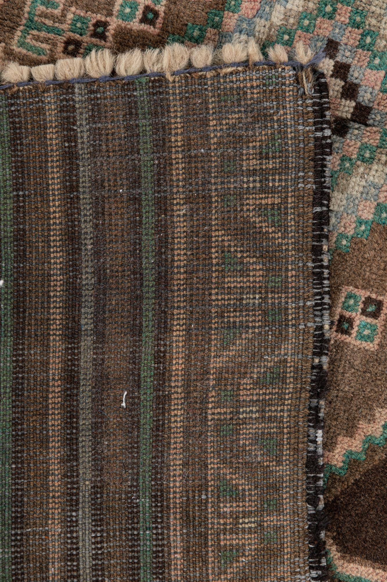 2' 7 x 3' 9 Hand Knotted Ultra Vintage Persian Wool Rug
