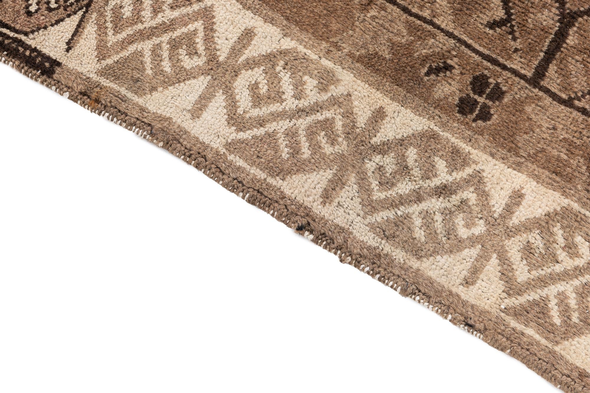 2' 8 x 4' 4 Hand Knotted Ultra Vintage Persian Wool Rug