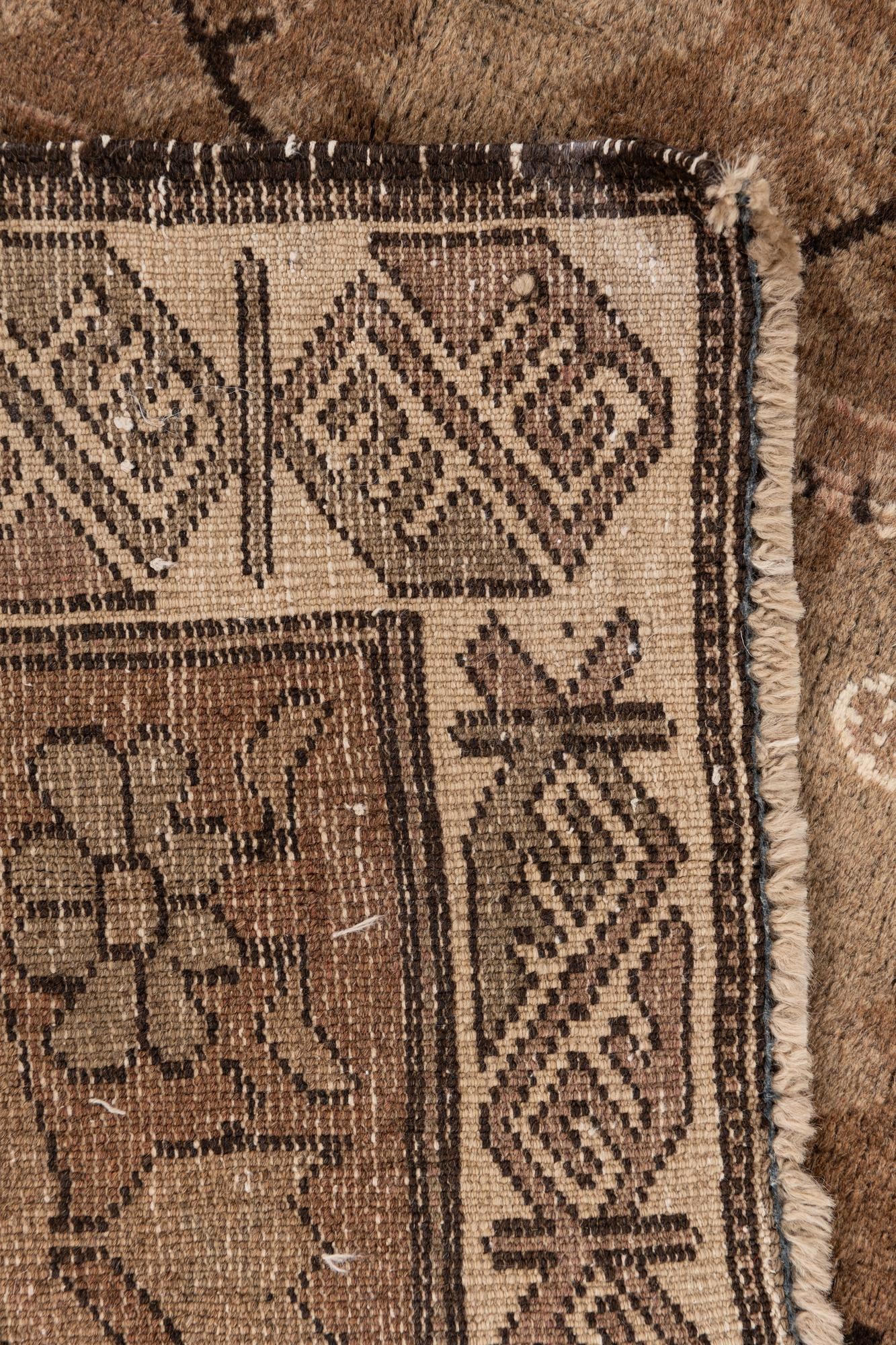 2' 8 x 4' 4 Hand Knotted Ultra Vintage Persian Wool Rug