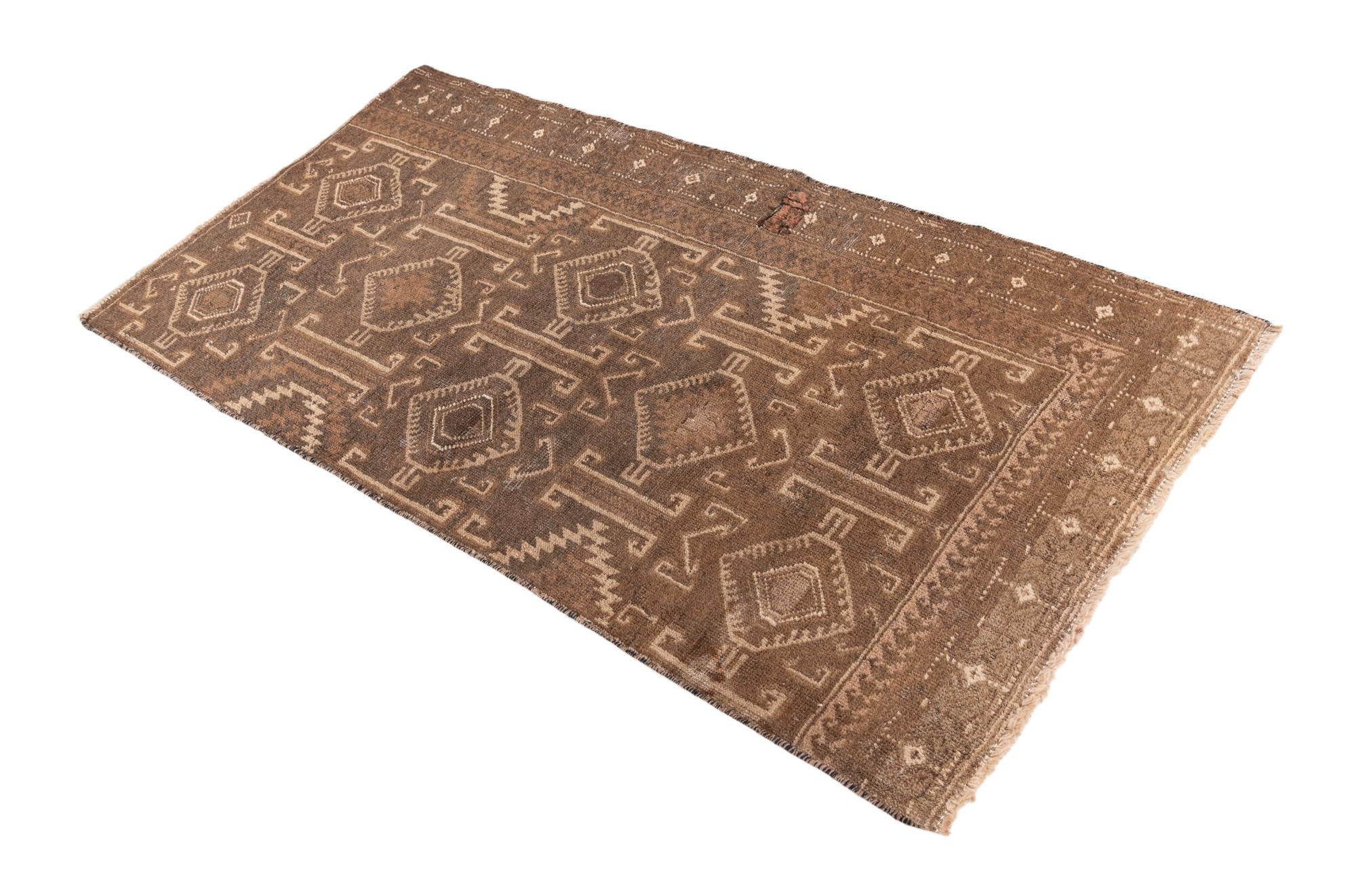 2' 9 x 5' 4 Hand Knotted Ultra Vintage Persian Wool Rug