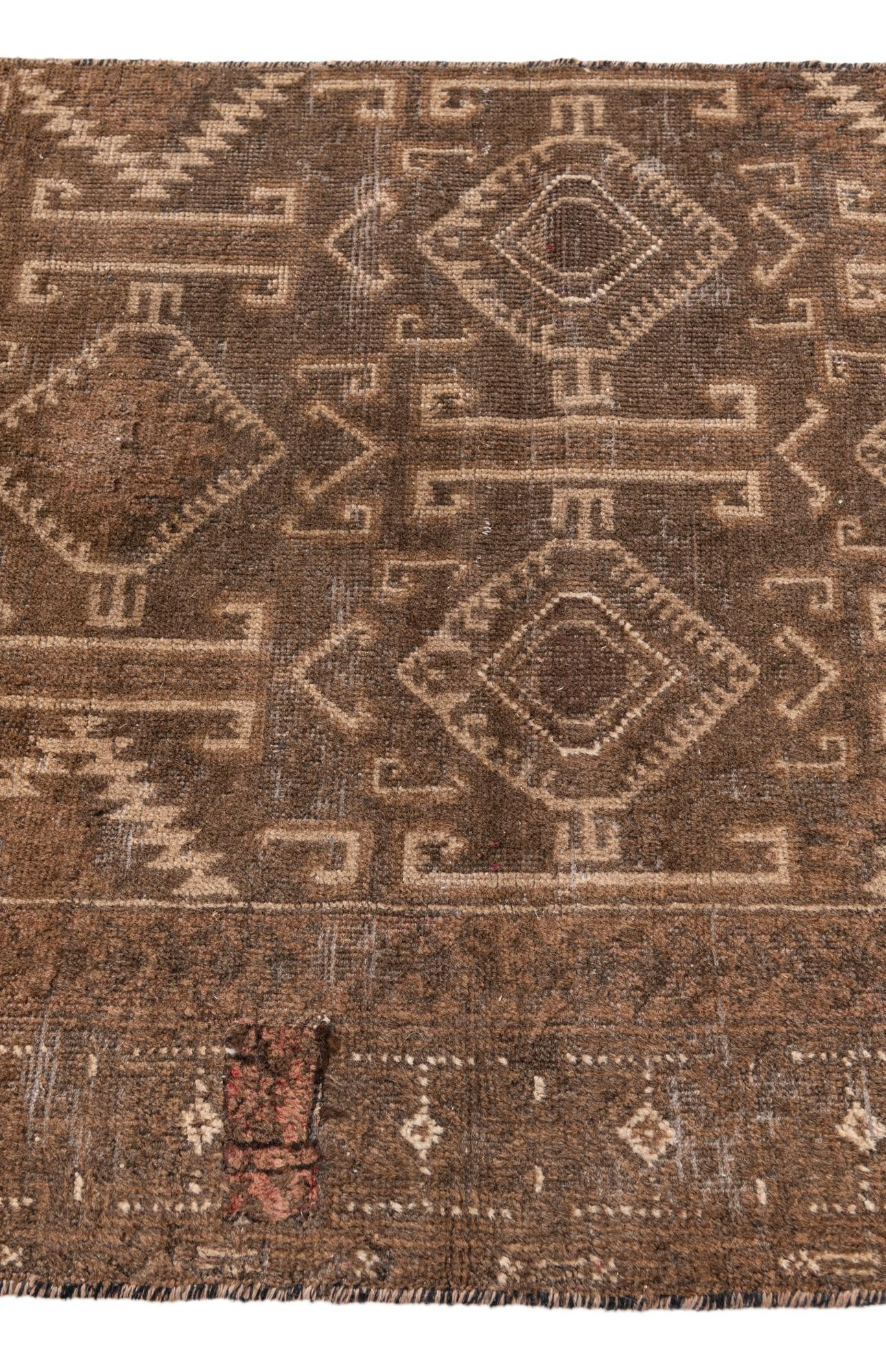 2' 9 x 5' 4 Hand Knotted Ultra Vintage Persian Wool Rug