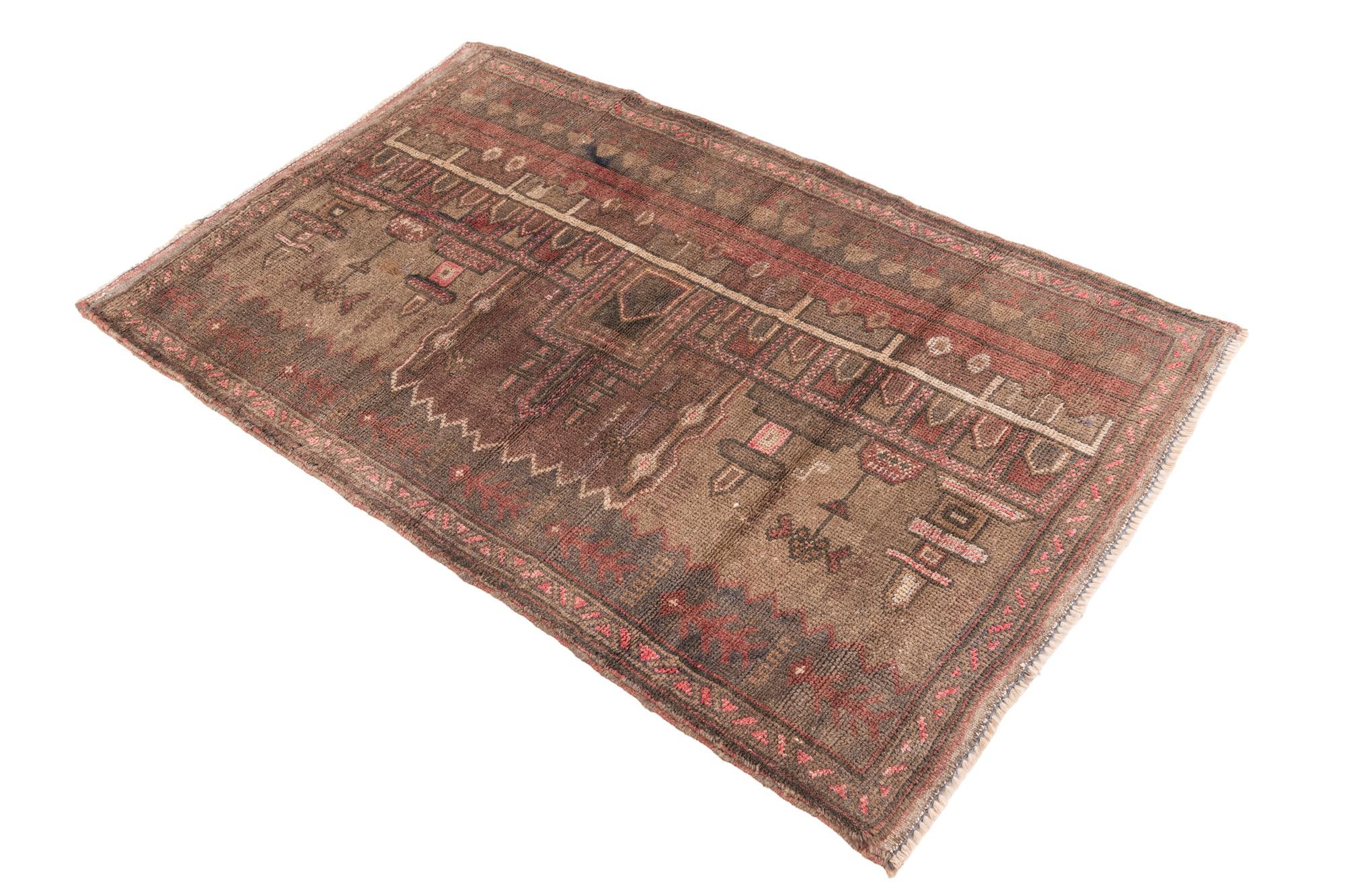 2' 10 x 4' 8 Hand Knotted Ultra Vintage Persian Wool Rug