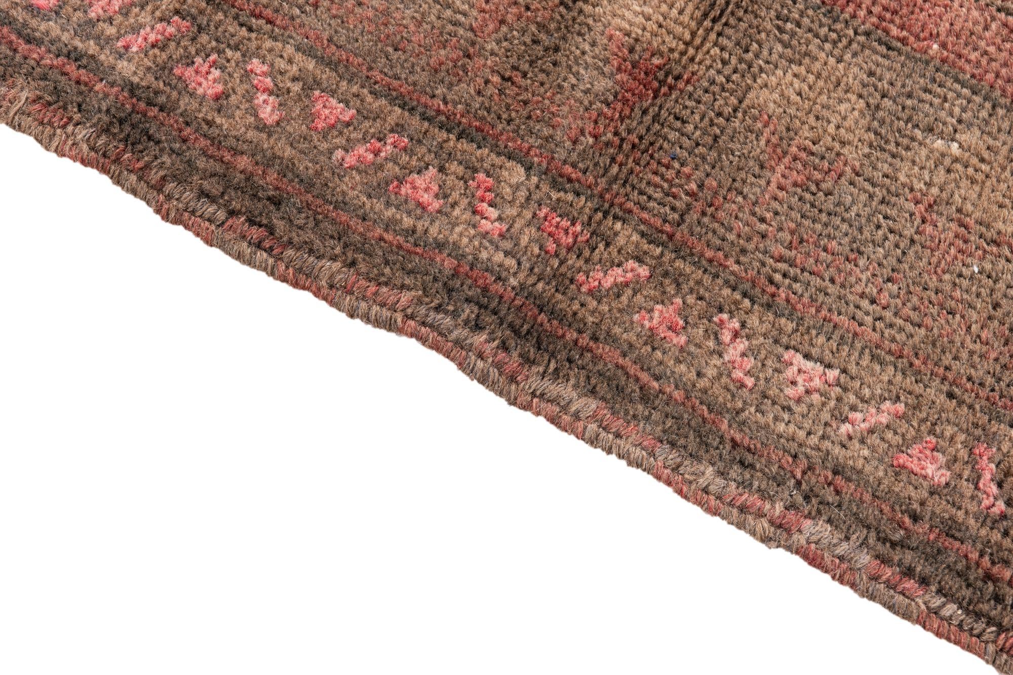 2' 10 x 4' 8 Hand Knotted Ultra Vintage Persian Wool Rug