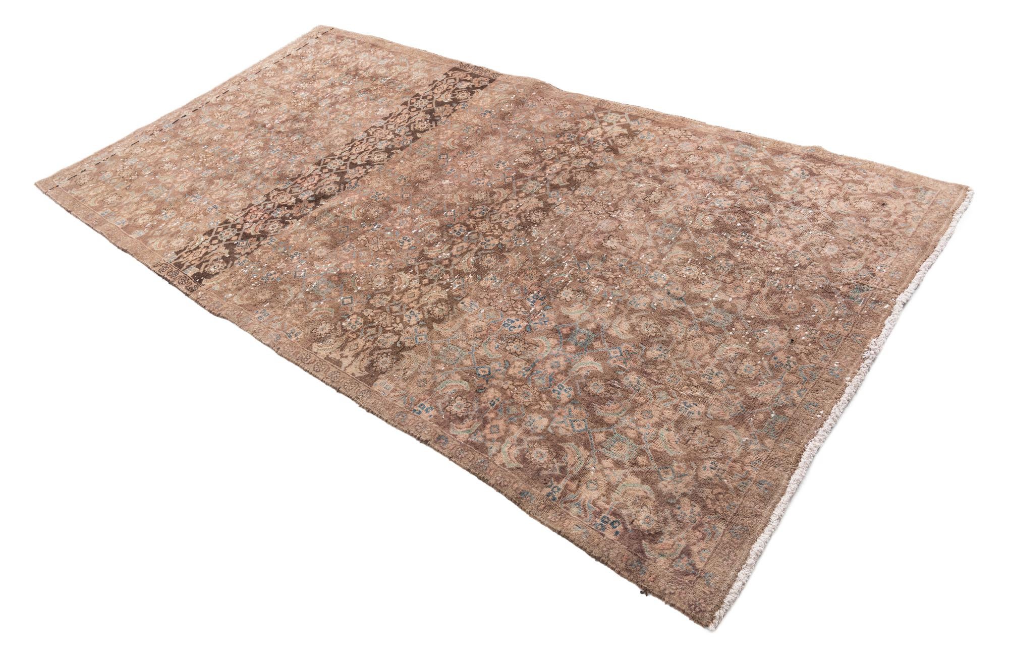 4' 6 x 8' 6 Hand Knotted Ultra Vintage Persian Wool Rug