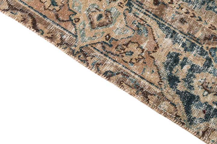 6' x 9' 5 Hand Knotted Ultra Vintage Persian Wool Rug