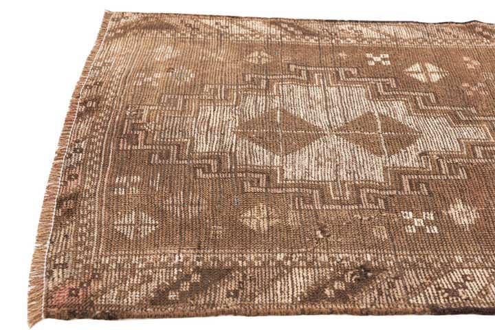 2' 8 x 4' 8 Hand Knotted Ultra Vintage Wool Rug