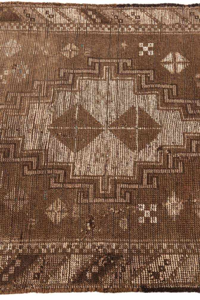 2' 8 x 4' 8 Hand Knotted Ultra Vintage Wool Rug