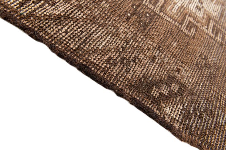 Detail image of 2' 8 x 4' 8 Hand Knotted Ultra Vintage Wool Rug
