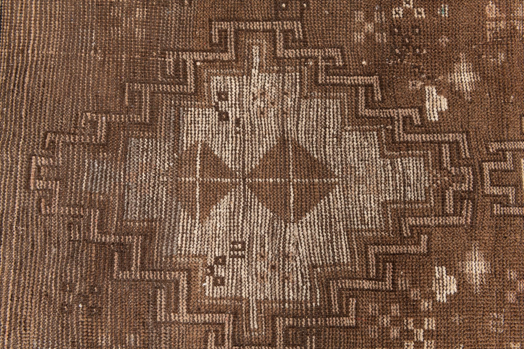 2' 8 x 4' 8 Hand Knotted Ultra Vintage Wool Rug