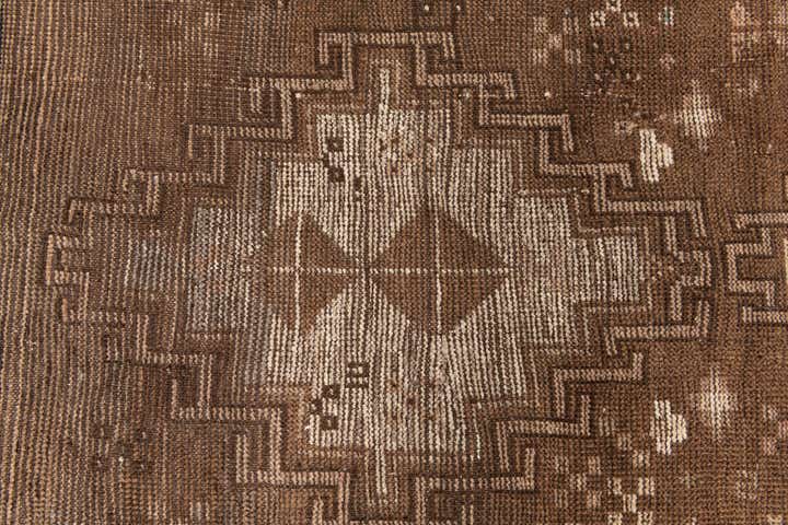 2' 8 x 4' 8 Hand Knotted Ultra Vintage Wool Rug