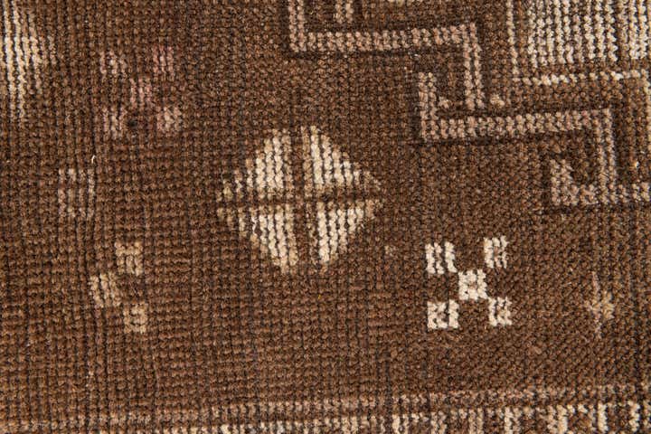 2' 8 x 4' 8 Hand Knotted Ultra Vintage Wool Rug