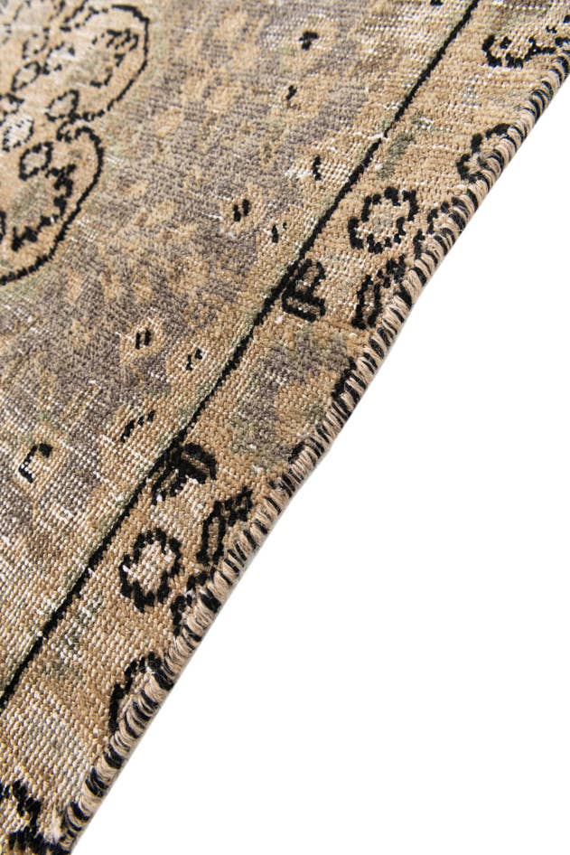 Detail image of 2' 10 x 4' 5 Hand Knotted Ultra Vintage Persian Wool Rug