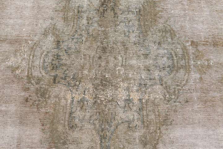 5' 5 x 8' 7 Hand Knotted Ultra Vintage Persian Wool Rug