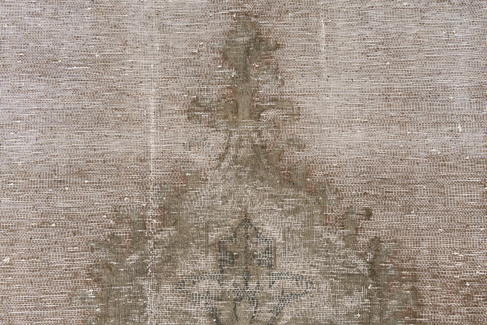 5' 5 x 8' 7 Hand Knotted Ultra Vintage Persian Wool Rug