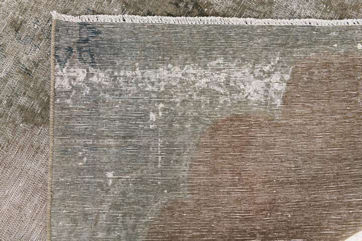 5' 5 x 8' 7 Hand Knotted Ultra Vintage Persian Wool Rug
