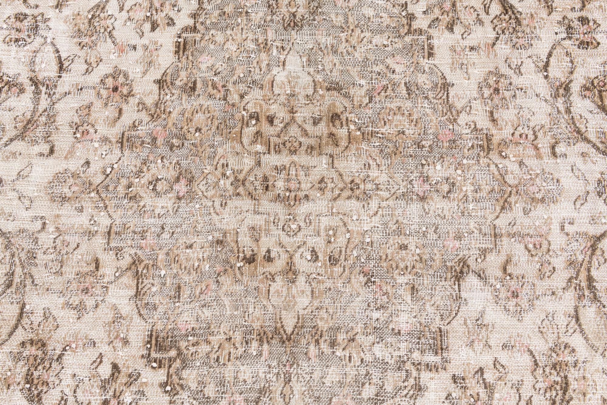 9' 5 x 12' 3 Hand Knotted Ultra Vintage Wool Rug