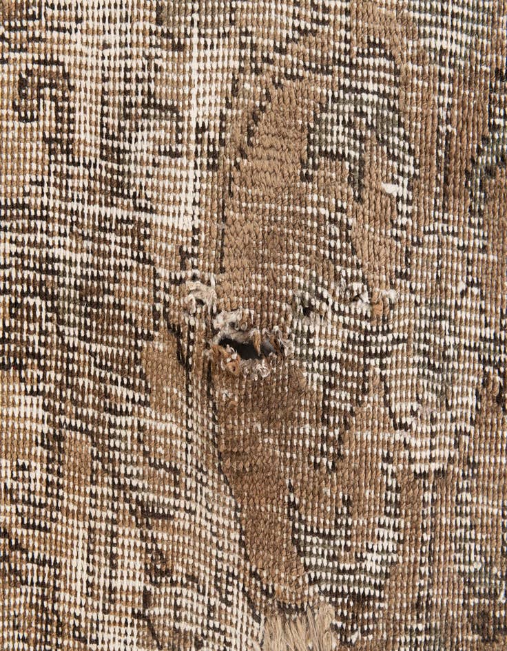 Detail image of 7' 9 x 11' 3  Hand Knotted Ultra Vintage Persian Wool Rug