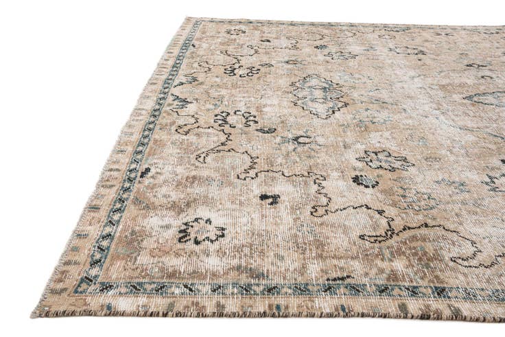 Detail image of 7' x 9' 10 Hand Knotted Ultra Vintage Persian Wool Rug