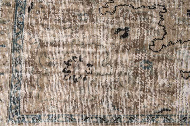 7' x 9' 10 Hand Knotted Ultra Vintage Persian Wool Rug