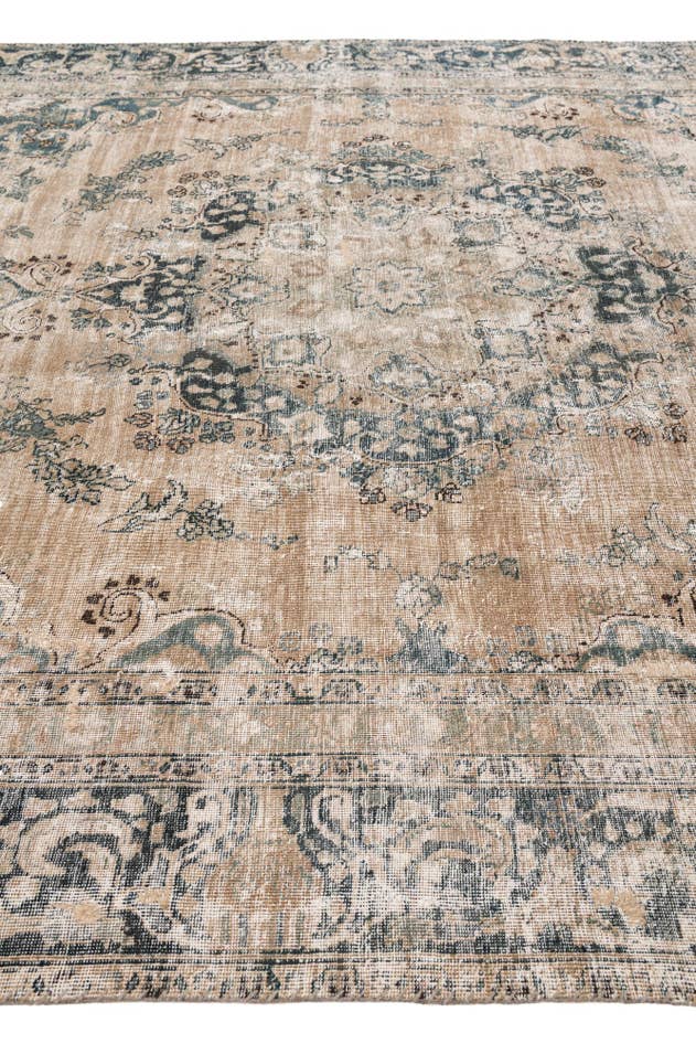 Detail image of 9' x 11' 1 Hand Knotted Ultra Vintage Persian Wool Rug