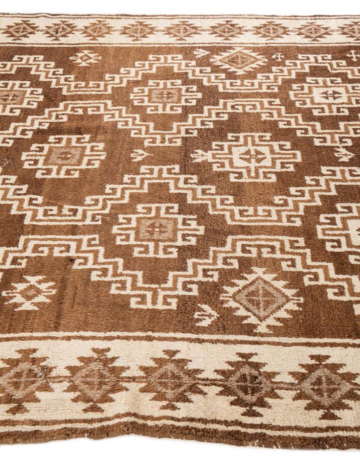 Detail image of 5' 6 x 9' 8  Hand Knotted Ultra Vintage Persian Wool Rug