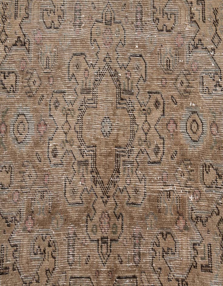 Detail image of 6' 6 x 9' 8 Hand Knotted Ultra Vintage Persian Wool Rug