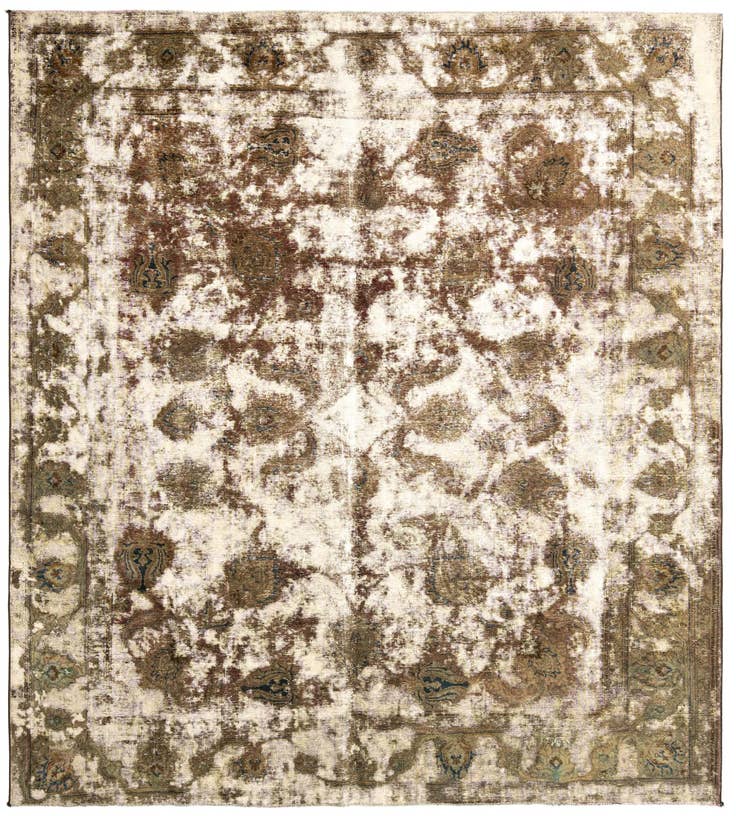 Detail image of 9' 10 x 10' 11 Vintage Royal Rug