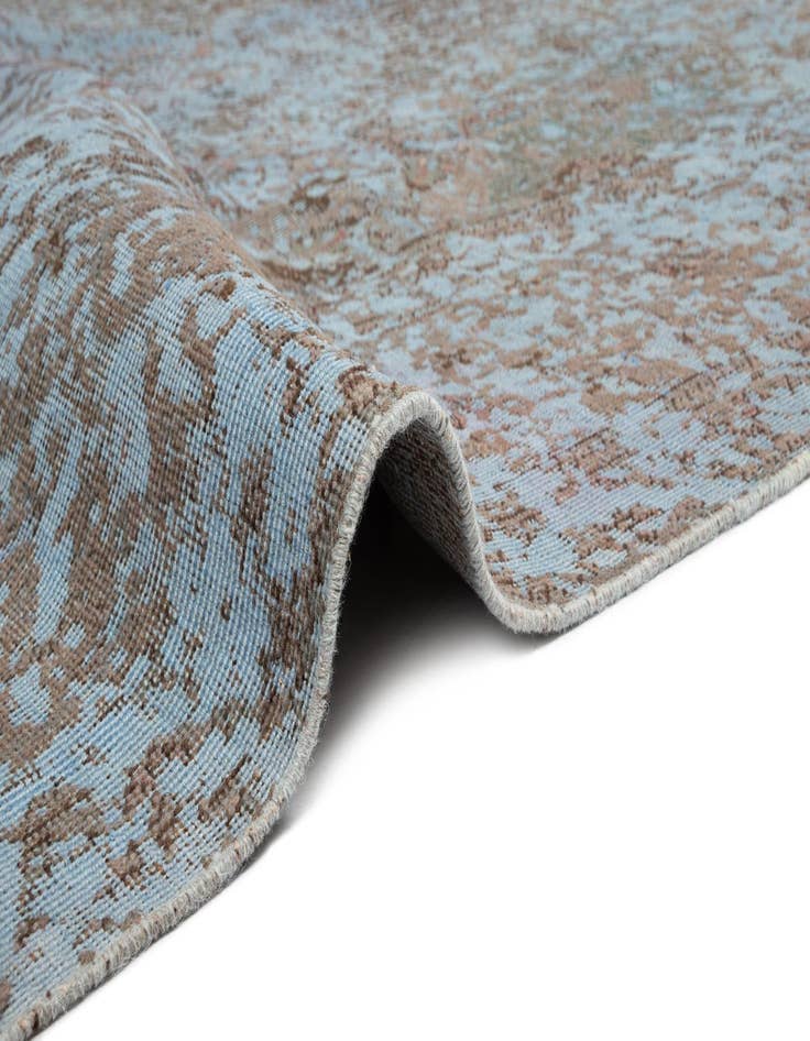 Detail image of 9' 8 x 12' 6 Vintage Royal Rug