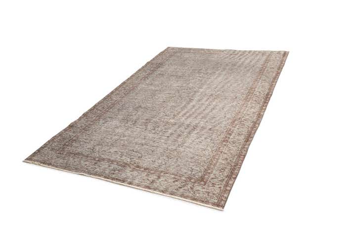 5' 4 x 8' 4 Vintage Royal Rug