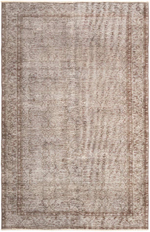 Detail image of 5' 4 x 8' 4 Vintage Royal Rug