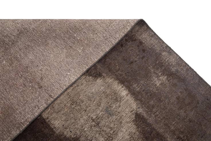 Detail image of 9' 3 x 12' 8 Vintage Royal Rug