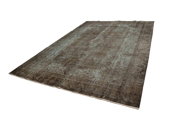 Detail image of 9' 4 x 13' Vintage Royal Rug