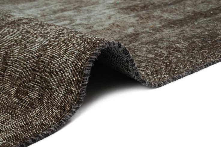 Detail image of 9' 4 x 13' Vintage Royal Rug