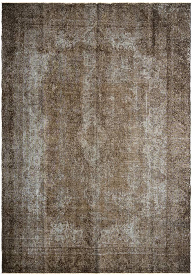 Detail image of 9' 4 x 13' Vintage Royal Rug
