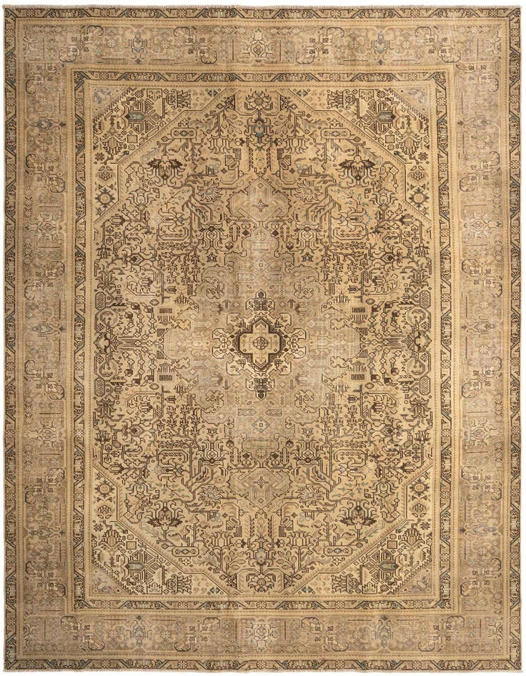 Detail image of 9' 3 x 12' 2 Vintage Royal Rug