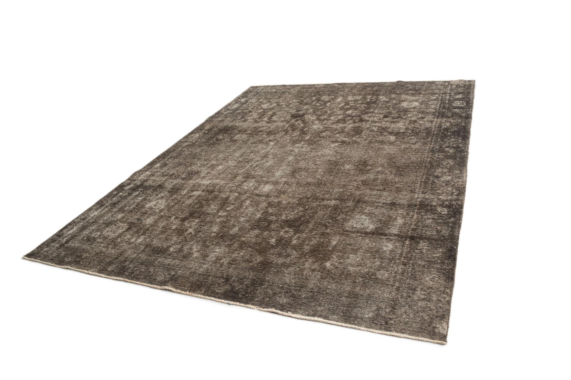 9' 2 x 12' 2 Vintage Royal Rug
