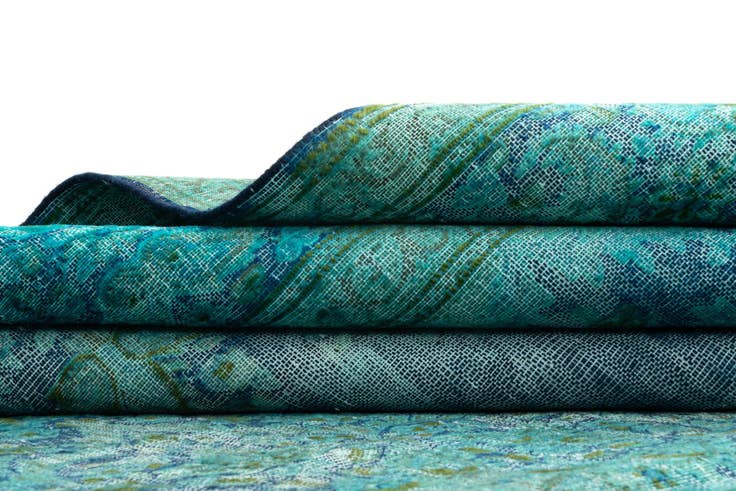 Detail image of 10' x 13' 5 Vintage Royal Wool Rug