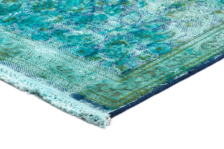 Detail image of 10' x 13' 5 Vintage Royal Wool Rug