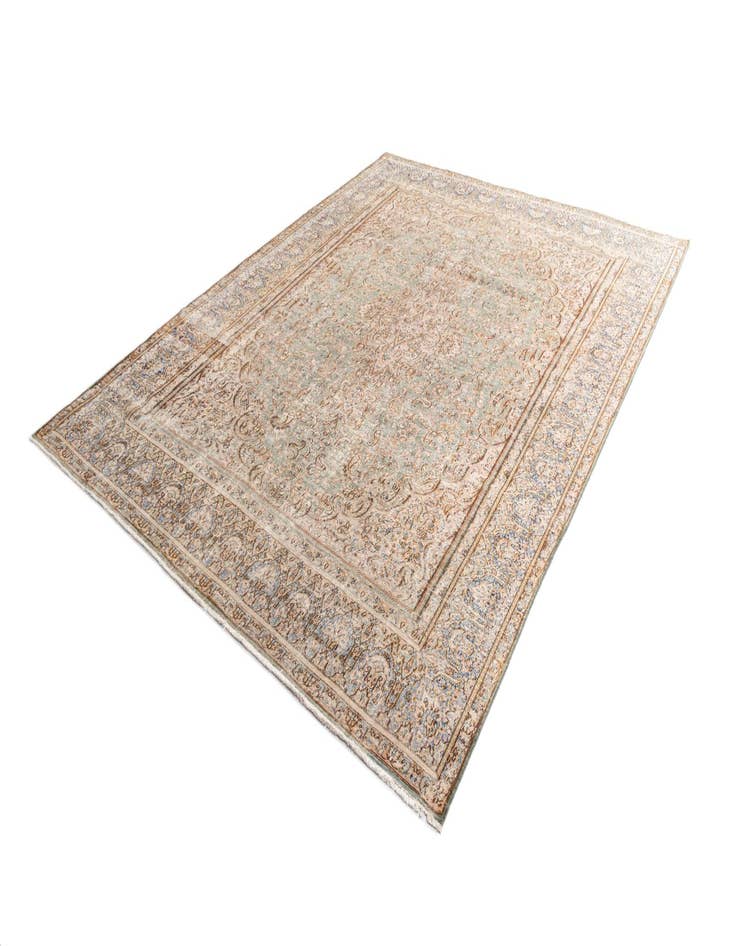 Detail image of 8' 10 x 11' 7 Vintage Royal Wool Rug