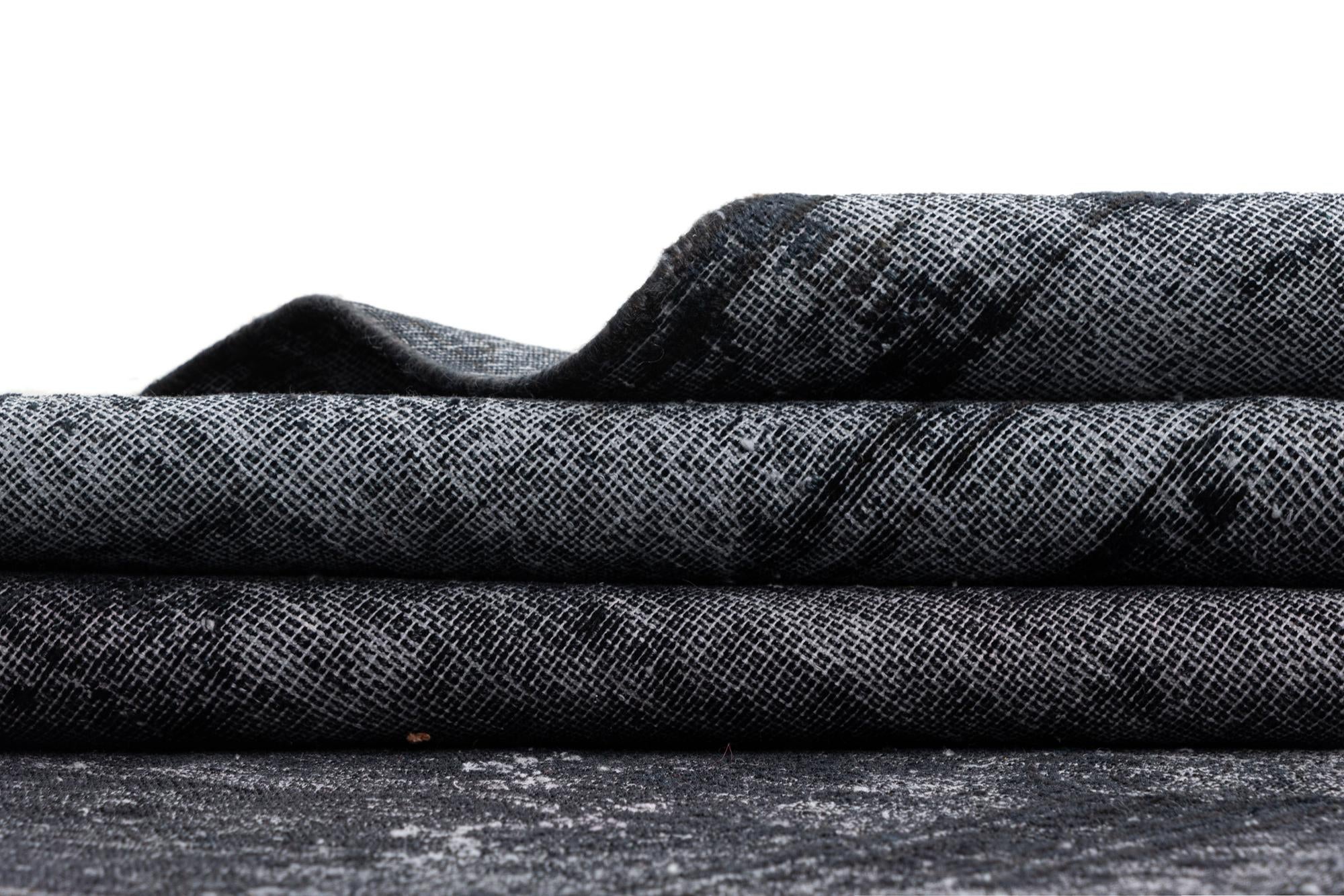 9' 4 x 13' 8 Vintage Royal Wool Rug