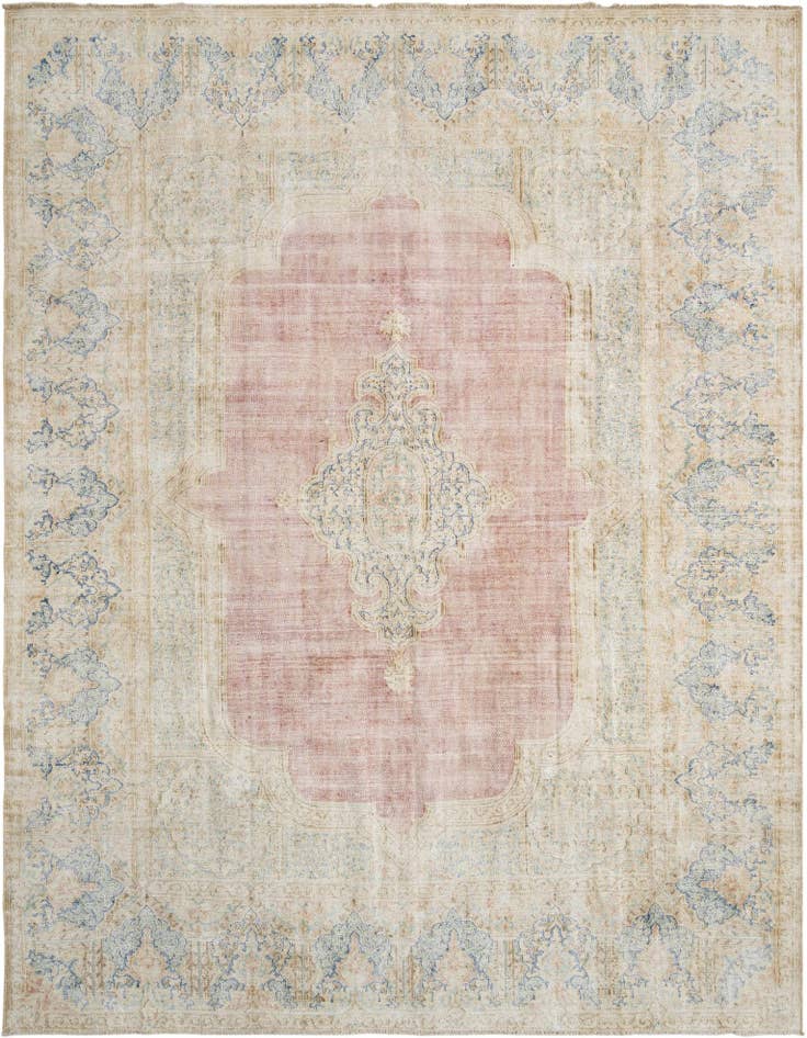 Detail image of 9' 5 x 12' 5 Vintage Royal Wool Rug