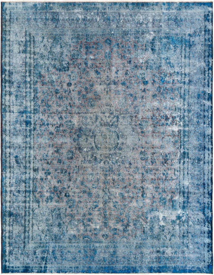 Detail image of 10' x 13' Vintage Royal Wool Rug
