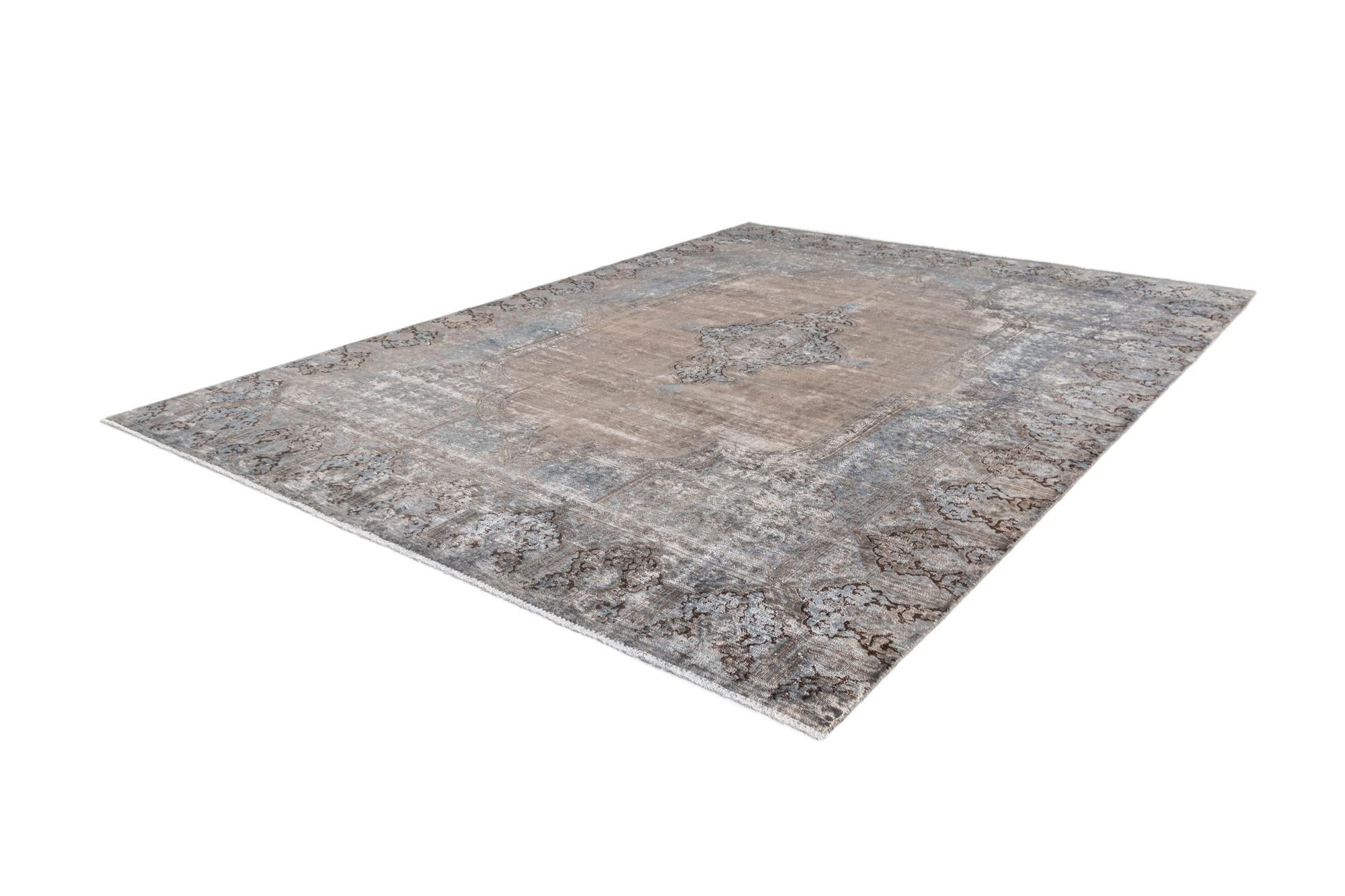8' 11 x 12' 3 Vintage Royal Wool Rug